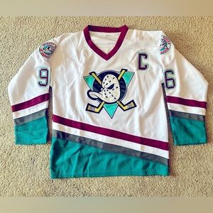 Vintage #96 Conway Mighty Ducks of Anaheim Movie Hockey Jersey Size Medium Women